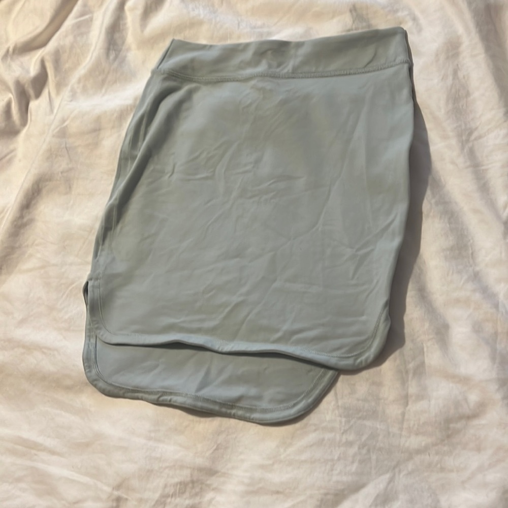 Lululemon short tube skirt